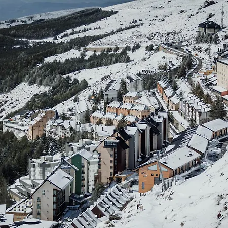 Apartment Arttysur Lux - 4 Bdrm In